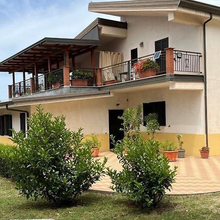 Villa Lidia Паола Екстериор снимка