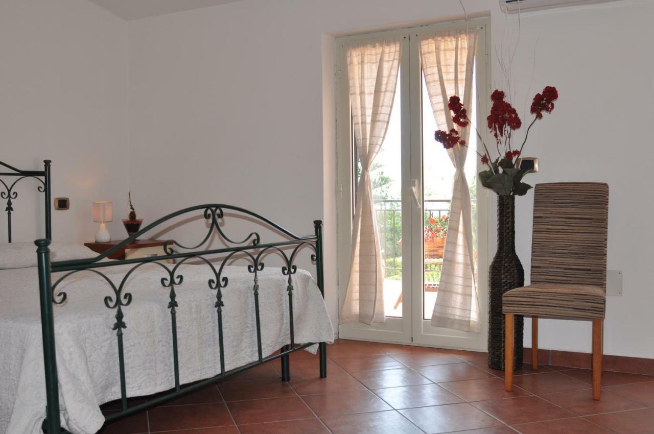 Villa Lidia Паола Екстериор снимка