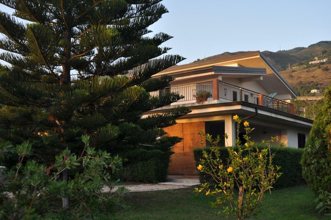 Villa Lidia Паола Екстериор снимка